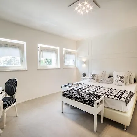 Riviera Carducci Gæstehus 3*